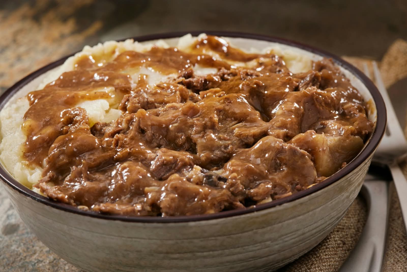 Winter beef with mash and gravy